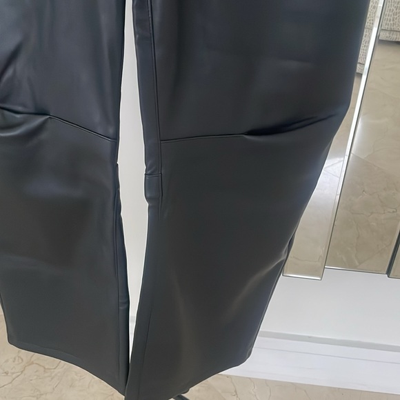 NWT STEVE MADDEN BLACK FAUX LEATHER PANTS - Picture 3 of 7